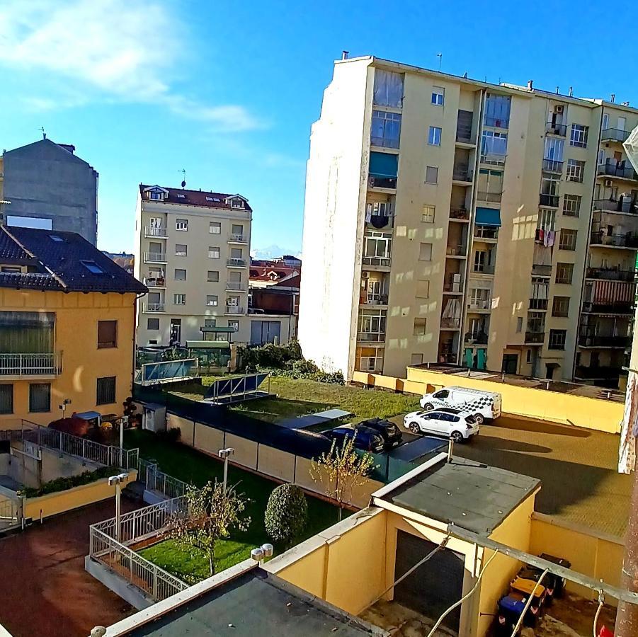 Intero Appartamento Luminoso E Accogliente ! Turin Exterior foto